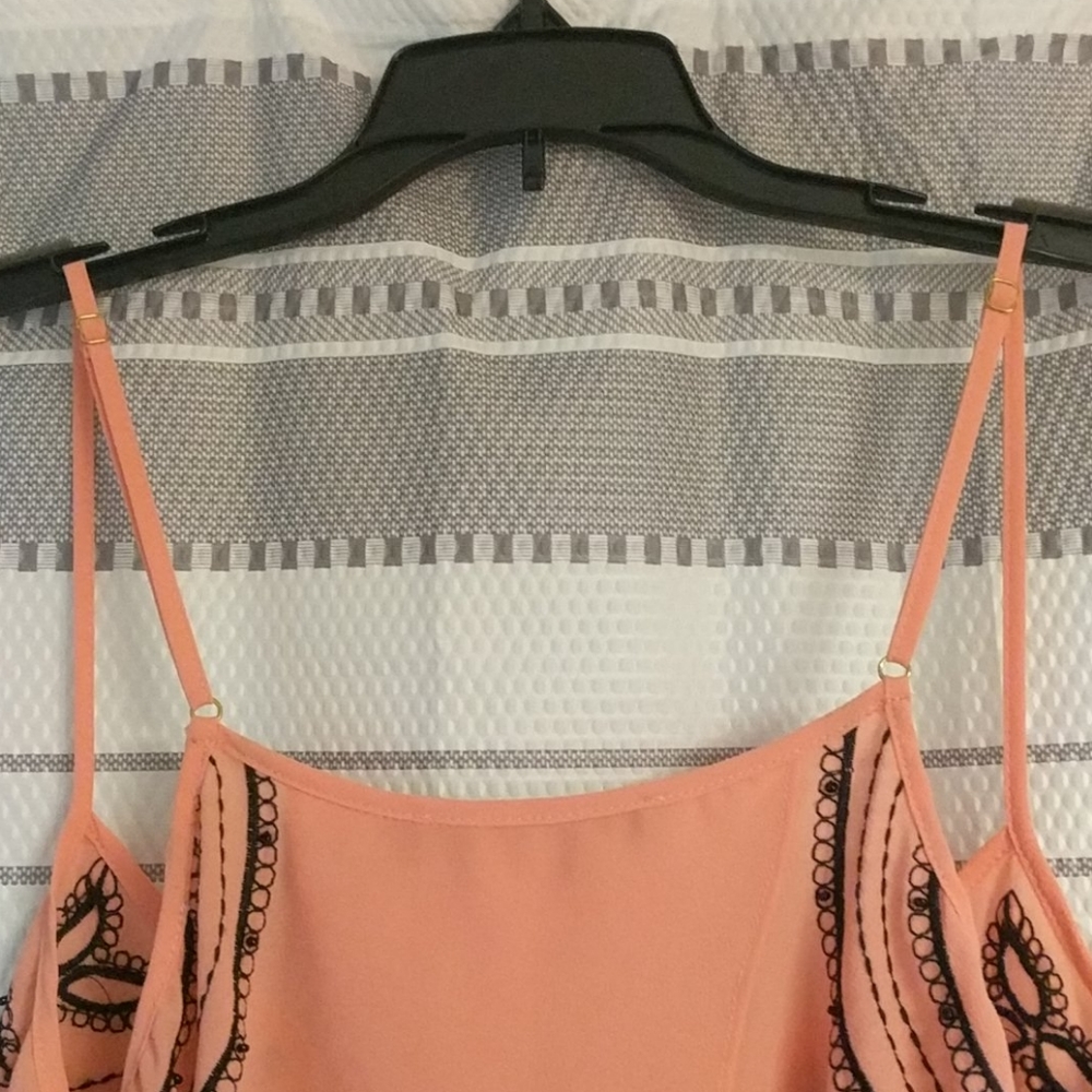 š£Pink blouse - Picture 5 of 5